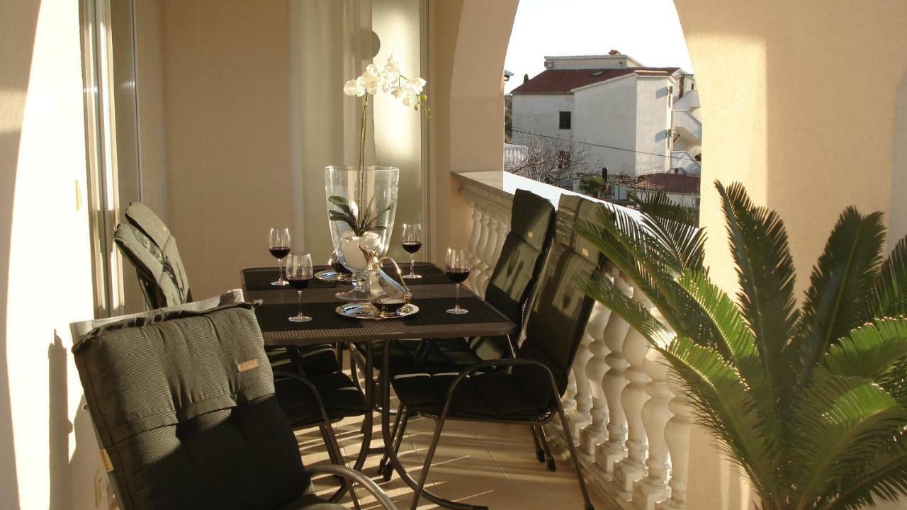 Villa Meli - Apartments Mit Meerblick Medulin Eksteriør bilde