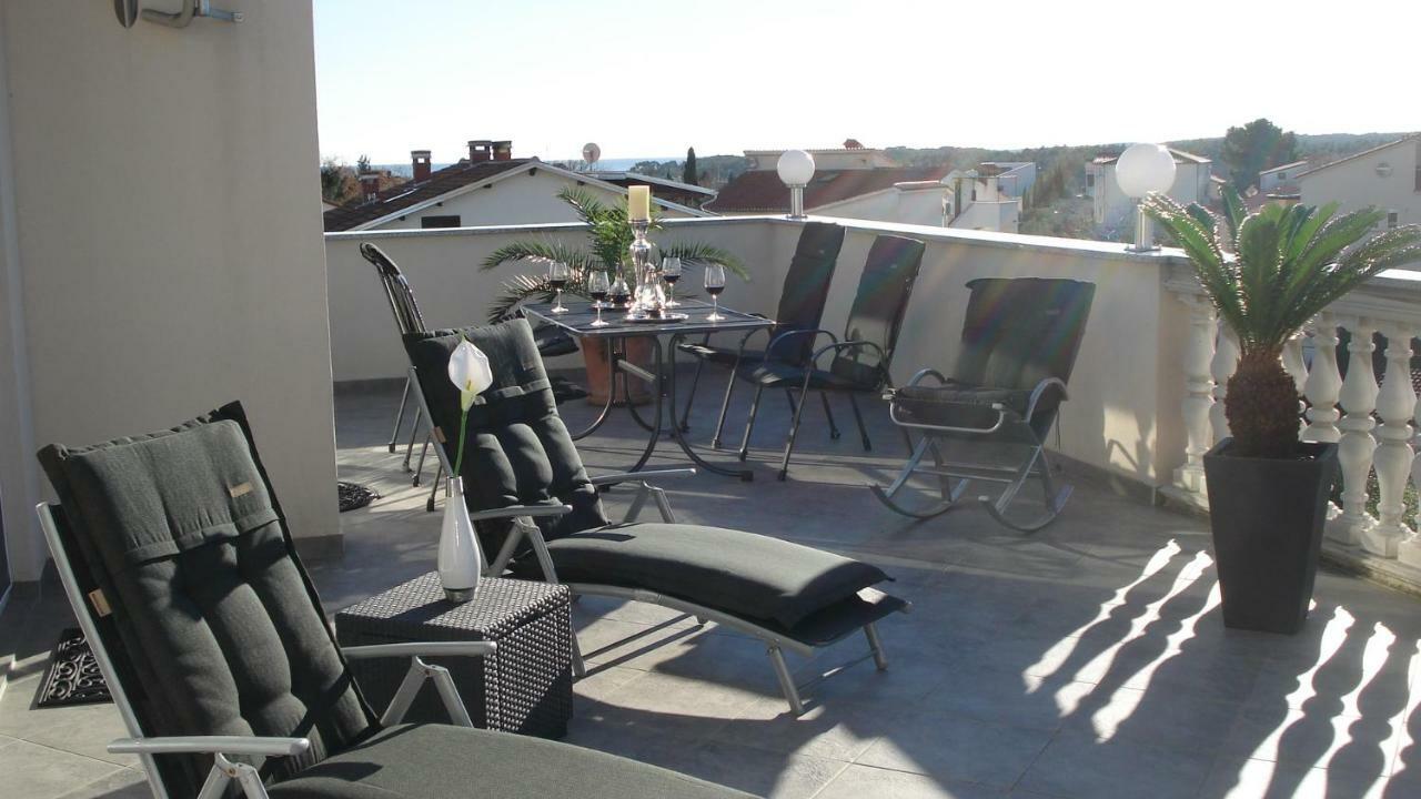 Villa Meli - Apartments Mit Meerblick Medulin Eksteriør bilde